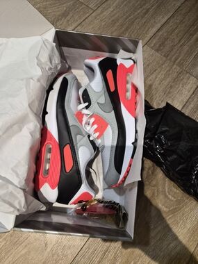 Nike Airmx 90s Infrared White, Gray & Bright Red Low-Top Sneakers